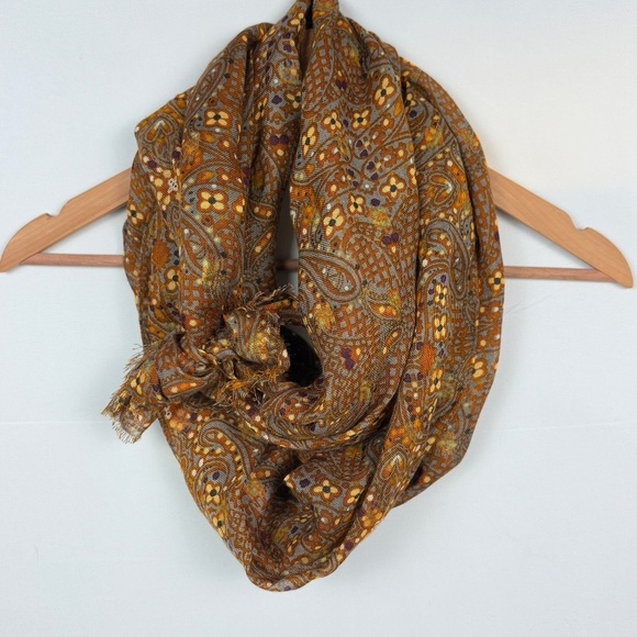 Nine West  Scarf Wrap Floral Fringed 70 X 19" Spring Summer Boho Gauze NWOT - Picture 2 of 9